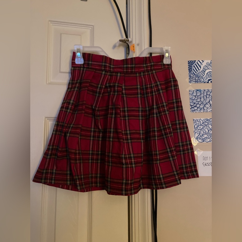 Black and Red Plaid Skirt with Faux O-Ring Zipper - Picture 3 of 8